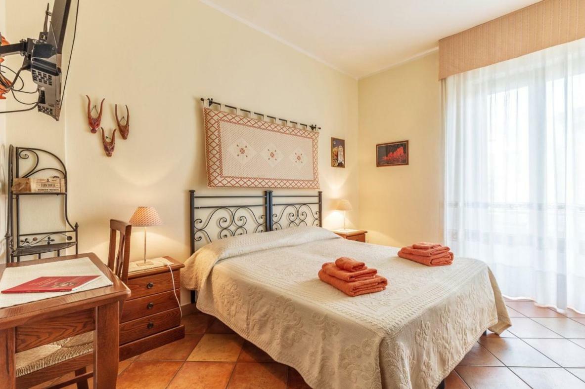 Il Leccio Bed & Breakfast Tortoli Ngoại thất bức ảnh