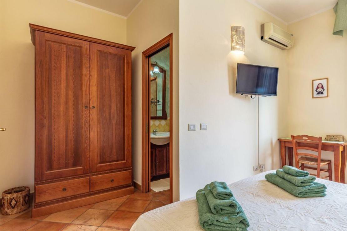 Il Leccio Bed & Breakfast Tortoli Ngoại thất bức ảnh